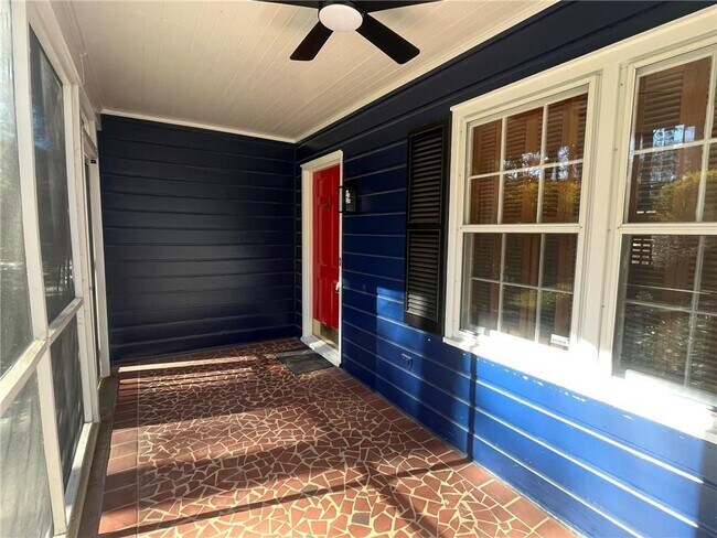 Photo - 1192 Kingsley Cir NE