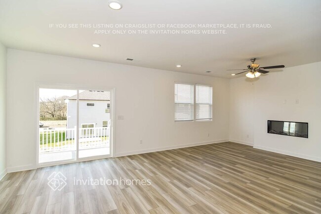 Photo - 195 E Millbrook Dr