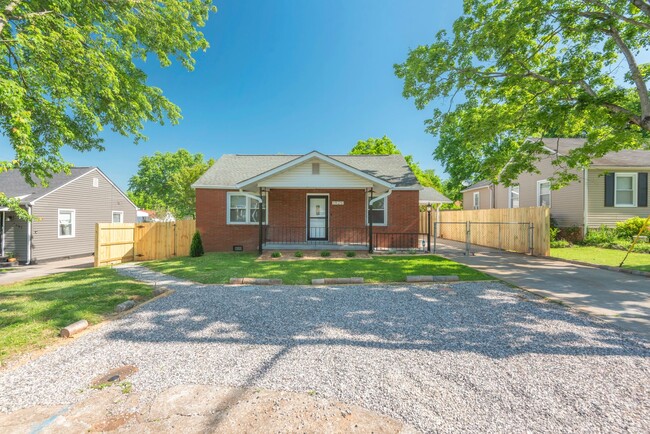 Photo - 1925 Trotter Ave House