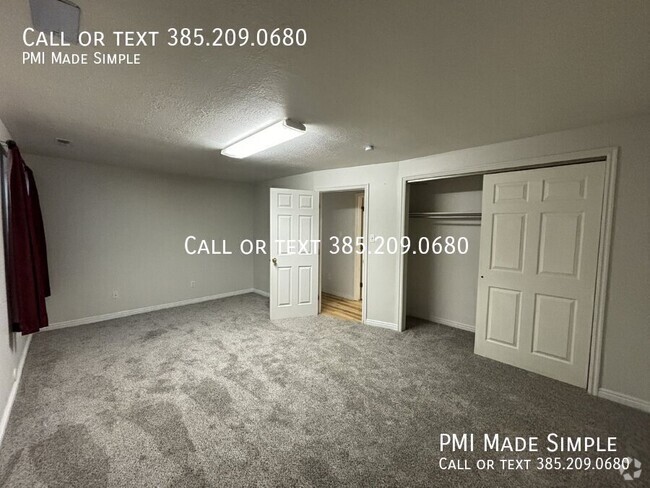 Building Photo - Huge Basement Apartment w/ Move-in Special!