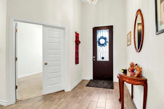 Photo - "Spacious 4-Bedroom Haven with 3 Full Baths in San Antonio's Charming Davis Ranch!"