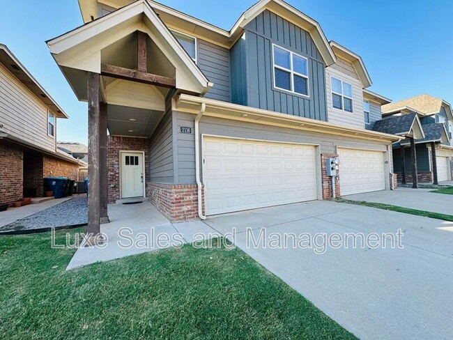 Building Photo - 2116 Camino Del Plaza Ln