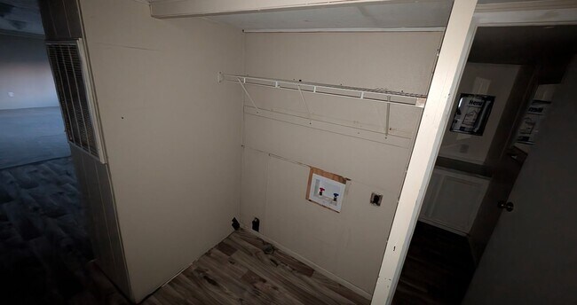 Photo - 3965 Tenniel Dr Unit 3965 Tenneil Dr