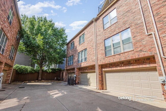 Photo - 3610 Gillespie St Unidad 8