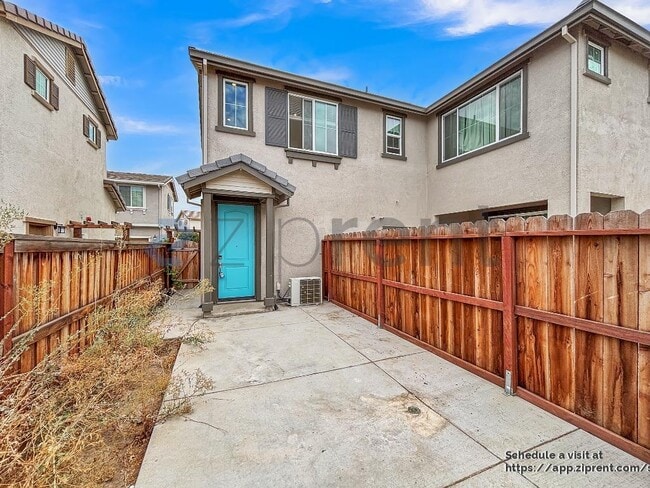 Building Photo - 226 Tuso Ranch Rd Rental