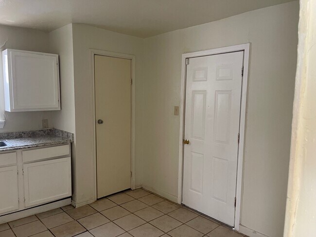 Photo - 4802 Dove Springs Dr