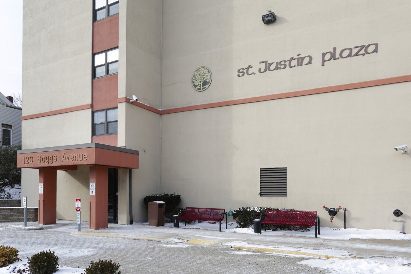 Photo - St Justin Plaza