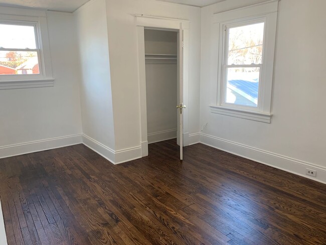 Photo - 2 Bedroom 1 Bath Available to Rent for $1,...