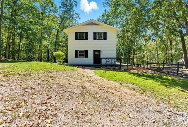 Photo - 96 Collins Rd