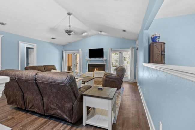 Building Photo - 5922 NW 57th Way Unit ID1359126P