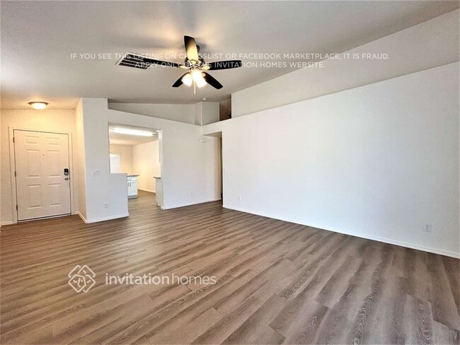 Photo - 12014 W Holly St