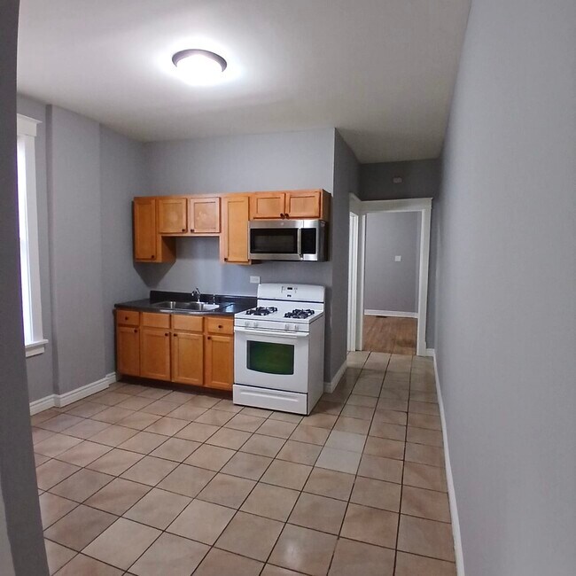 Photo - 4056 W Hirsch St Unidad 1