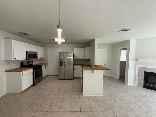 Photo - 2900 Kestrel Dr