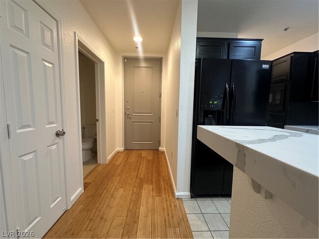 Photo - 43 E Agate Ave Unit 201