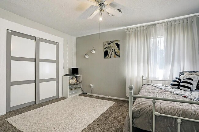 Photo - 3005 Wood Hollow Dr