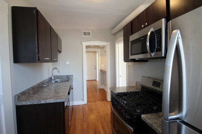 Photo - 4402 W Belden Ave Apartamentos Unidad 2