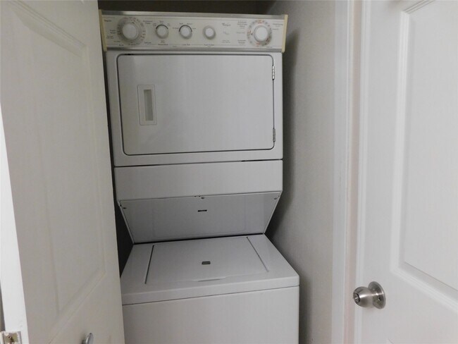 Building Photo - 1330 Old Spanish Trl Unit 2205