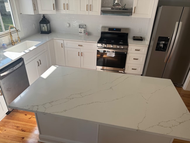 Photo - 265 N Dearborn St