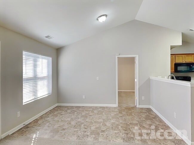 Photo - 142 Jacobs Woods Cir