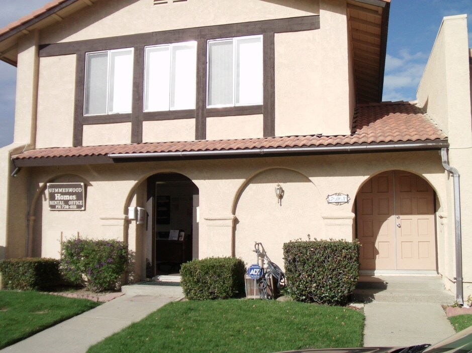 Summerwood Townhome Apartments For Rent In Lompoc Ca Forrent Com