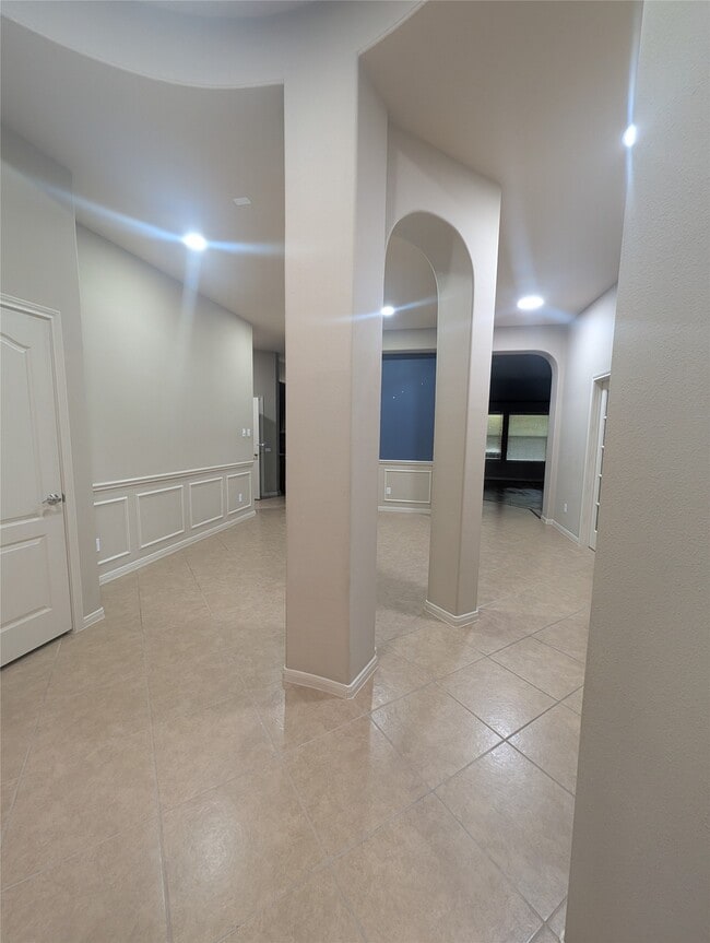 Photo - 14915 Bronze Finch Dr