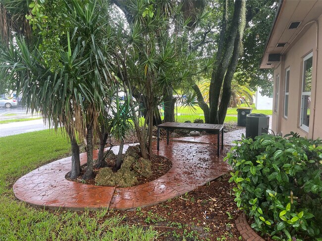 Photo - 101 Fronton Blvd