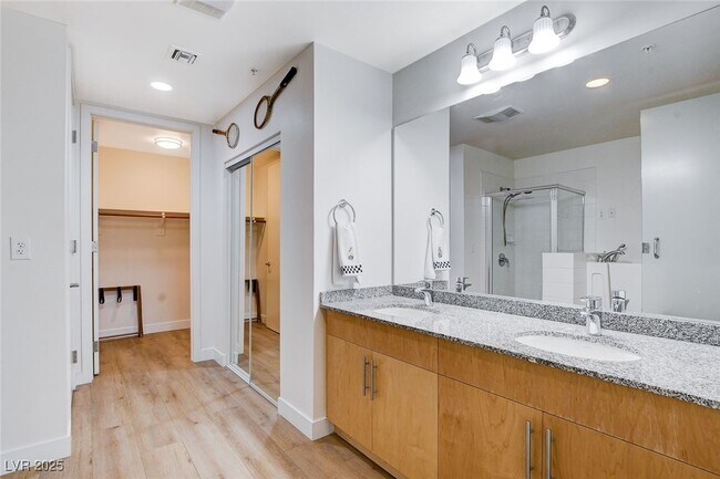 Photo - 353 E Bonneville Ave Unit 233