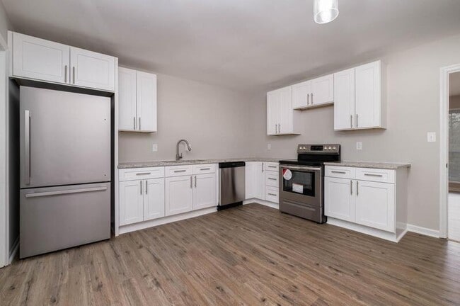 Photo - 6026 Olinda St