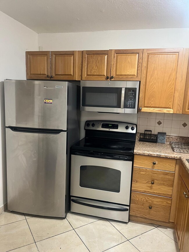 Photo - 2900 NW 47th Terrace Unidad 105B