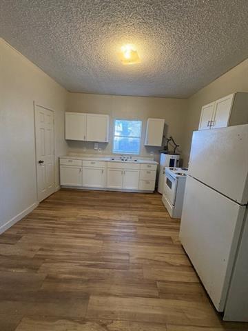 Photo - 709 Grape St Unidad C