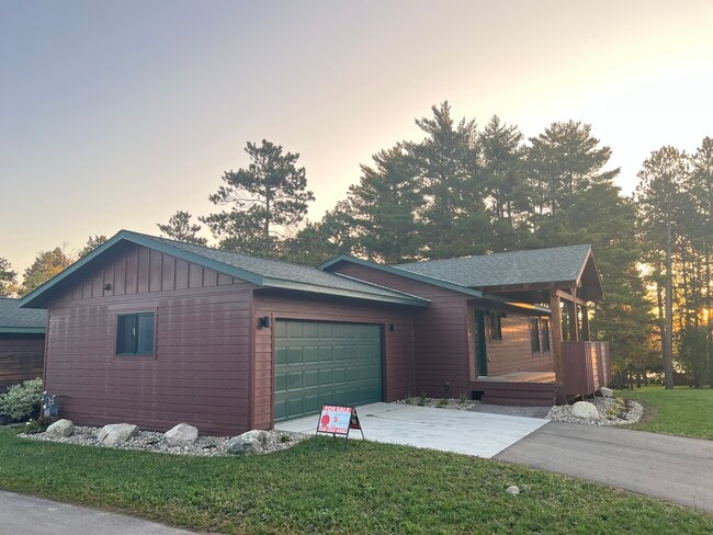 Photo - 716 Park Ave N