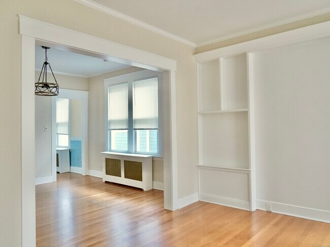 Photo - 39 Pardee Pl