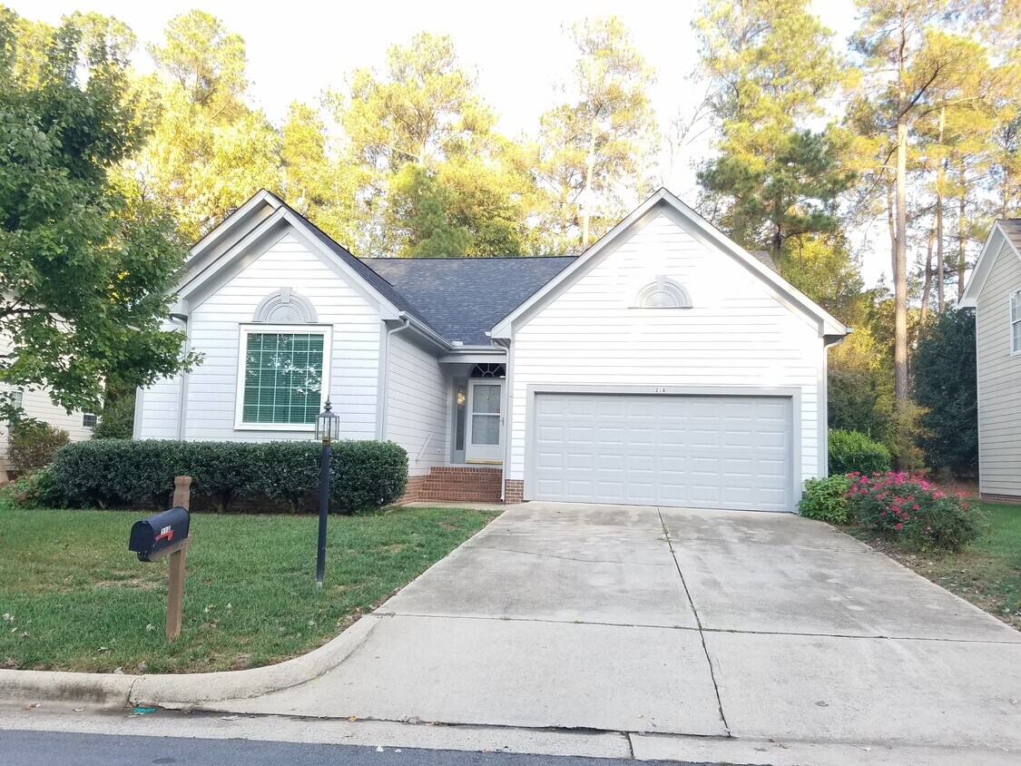 Photo - 218 Trailview Dr (Cary, NC)