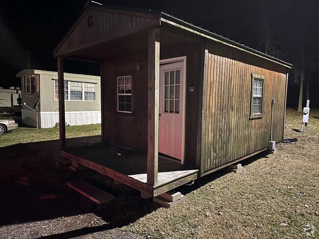 Building Photo - Charming 1-Bedroom Tiny Home Oasis in Long...