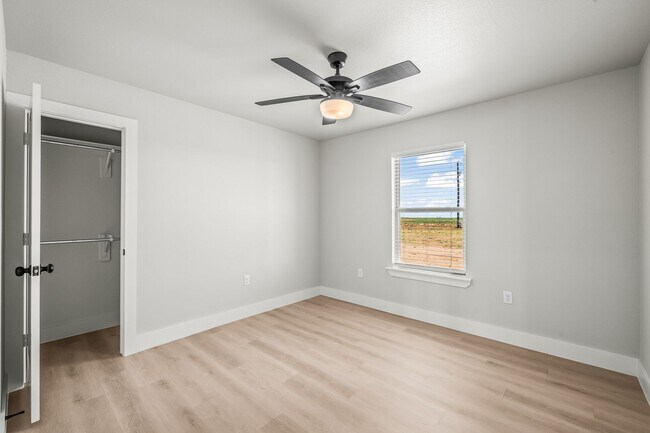 Photo - 10519 East C R 7400