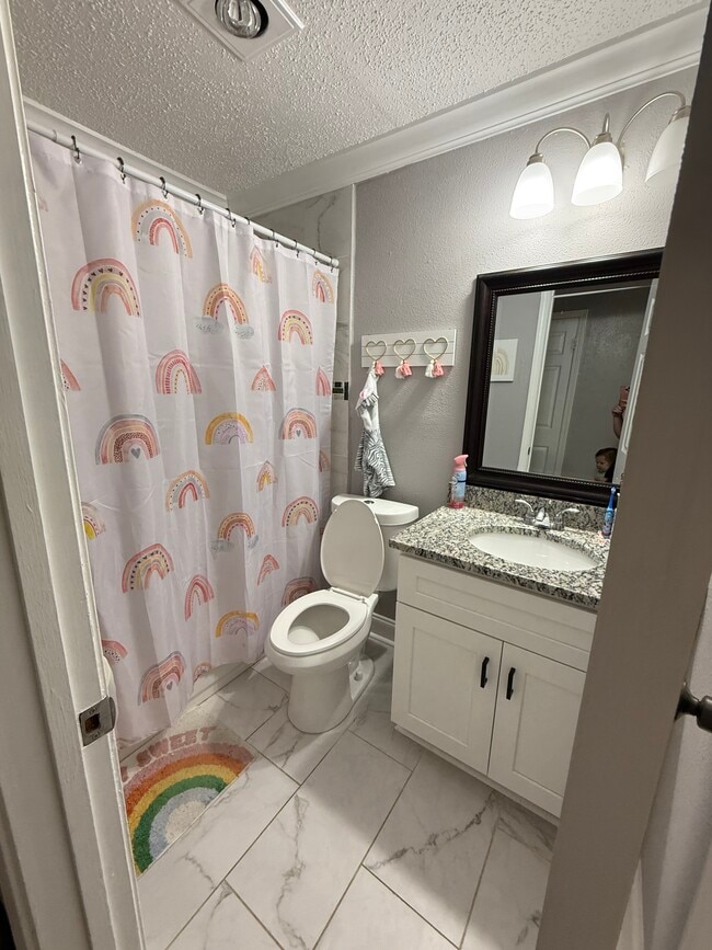 Photo - 204 Dale Ave