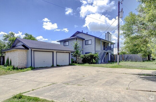 Building Photo - 1900 Rawhide Dr Rental