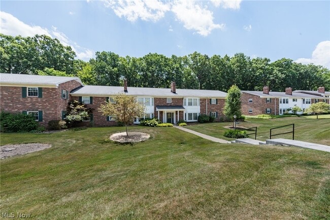 Photo - 7020 Carriage Hill Dr Unit 202