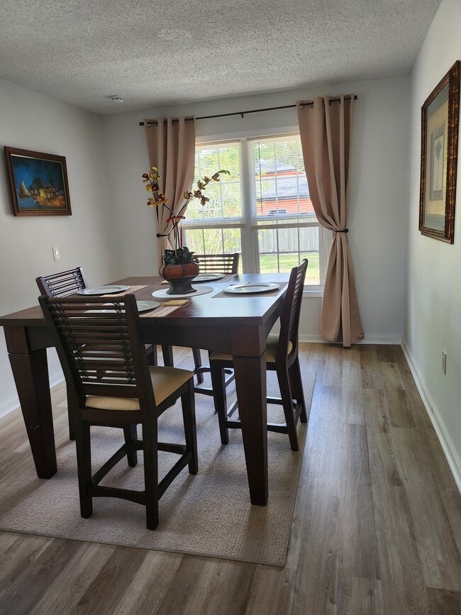 Photo - 118 E Volusia Ave