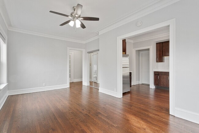 Photo - 1059 W Glenlake Ave Unit 3S