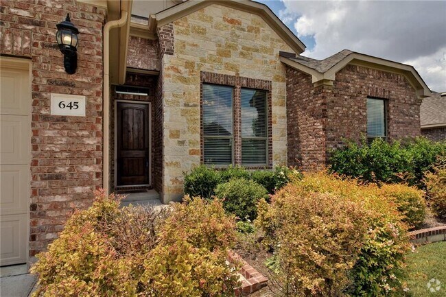 Building Photo - 645 Clear Springs Hollow Rental