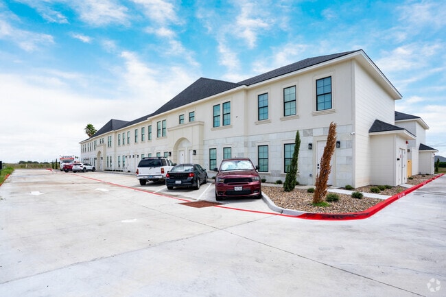 Edificio B - The Reserve Townhomes