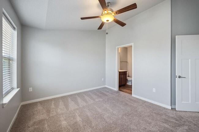 Cove at Kettlestone Townhomes