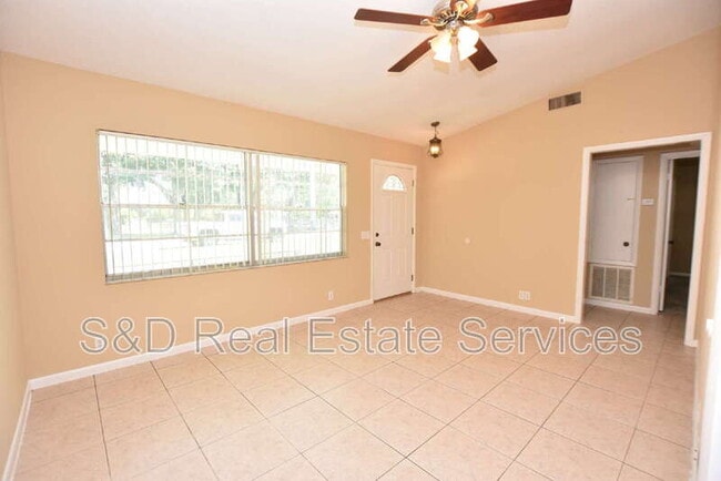 Photo - 612 Lake Ned Rd