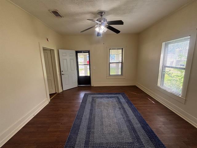 Photo - 376 W Walters St