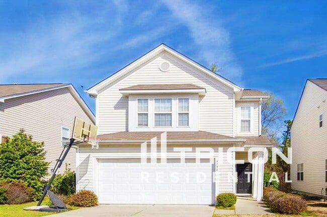 Building Photo - 4736 Abercromby St