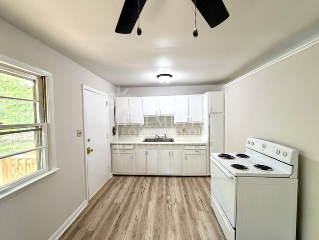 Photo - 4224 Kildare Dr