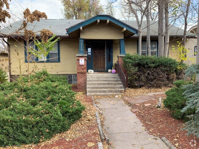 Building Photo - 1916 8th Ave Unit 1 Rental