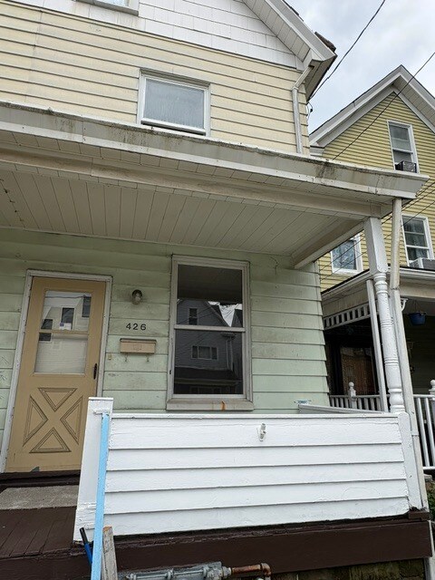 Photo - 426 Eleanor St
