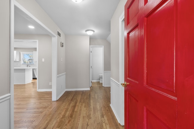 Photo - 6201 Hagan-Stone Park Rd